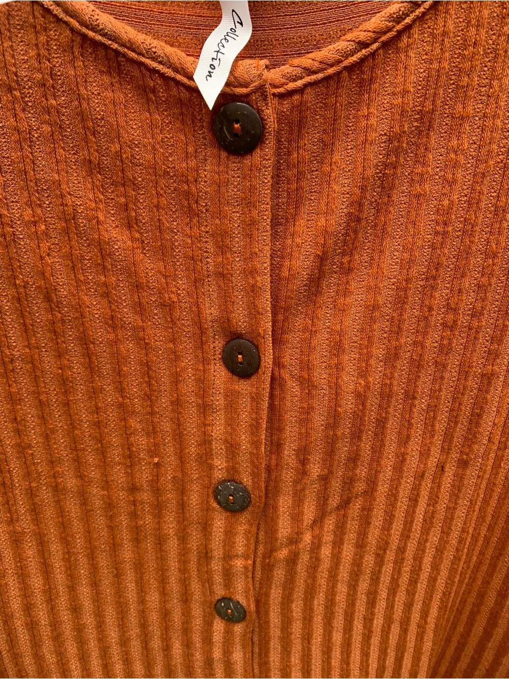 Sleeveless Button-Front Ribbed Tank Top — Orange - Picture 4 of 9